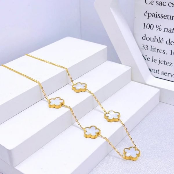 Ensemble de Bijoux Fleurs Tendance Blanc – Image 2