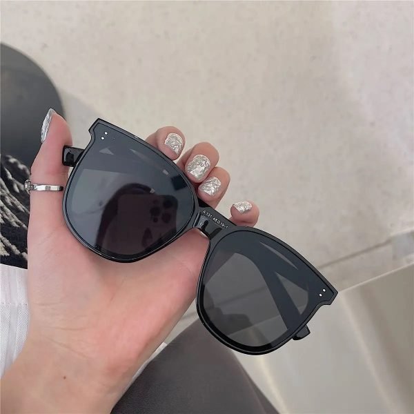 Nouvelles Lunettes de Soleil Rétro de Haute Qualité – Image 5