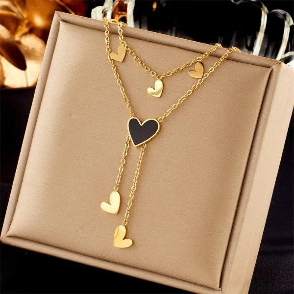 Collier en acier inoxydable avec pendentif coeur goutte à goutte