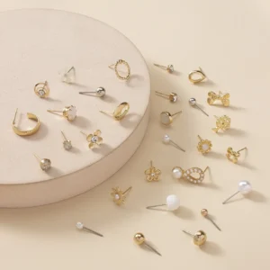 30 paires de boucles d’oreilles avec motifs d’arbres