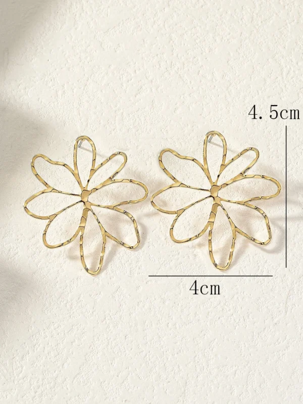 1 paire de boucles d'oreilles en métal à fleur creuses – Image 5