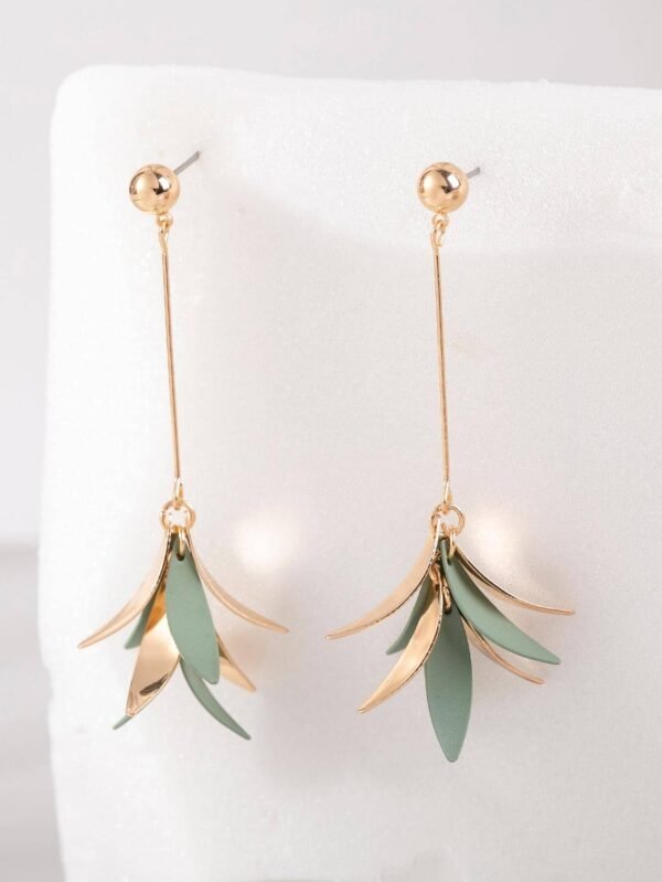 1 paire de boucles d'oreilles longues élégantes – Image 3