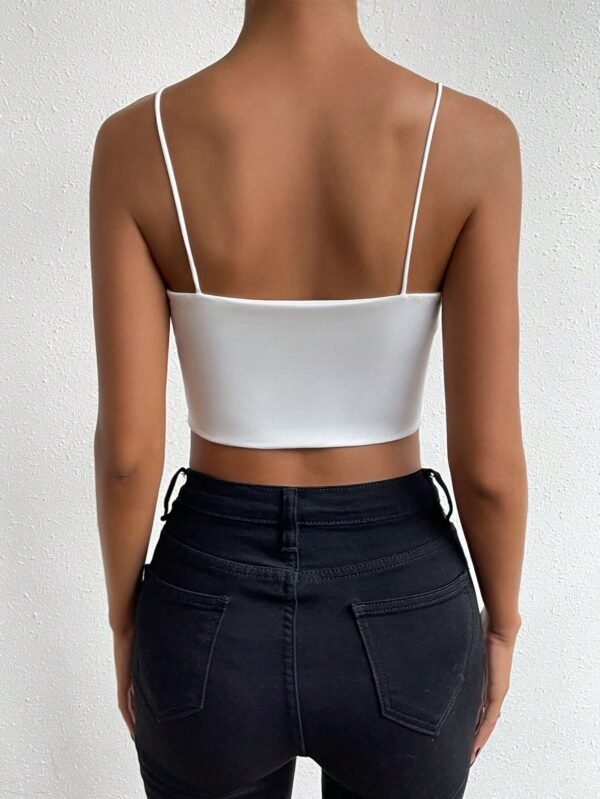 SHEIN Relaxiva Top À Fines Brides Court Unicolore – Image 2