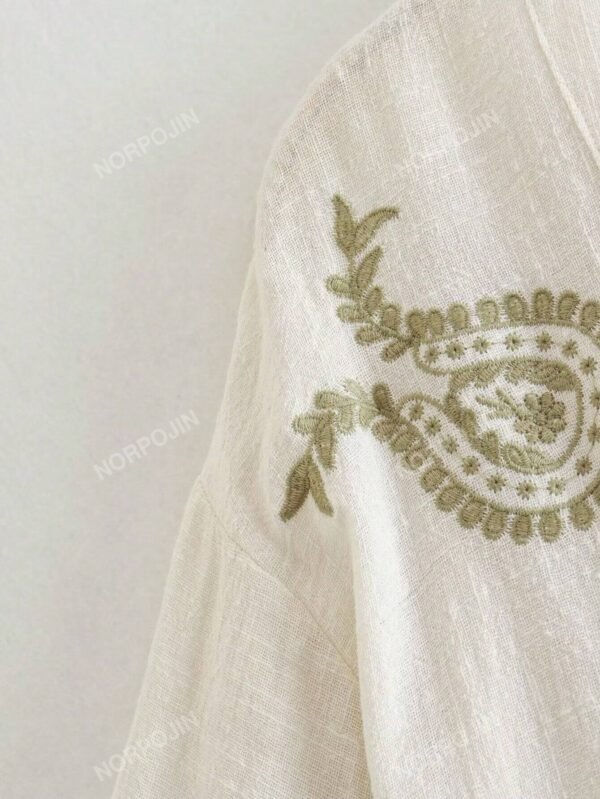 Blouse à manches lanternes et volant – Image 3