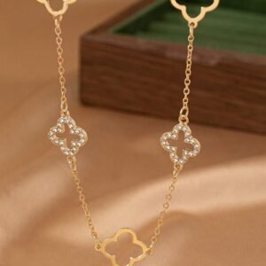 1 pièce Collier vintage avec un pendentif trèfle