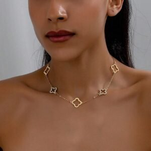 1 pièce Collier vintage avec un pendentif trèfle
