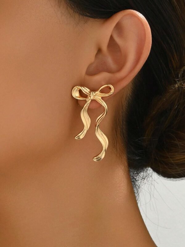1 paire de boucles d'oreilles avec nœud en ruban – Image 2