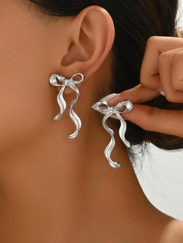 1 paire de boucles d'oreilles avec nœud en ruban – Image 12