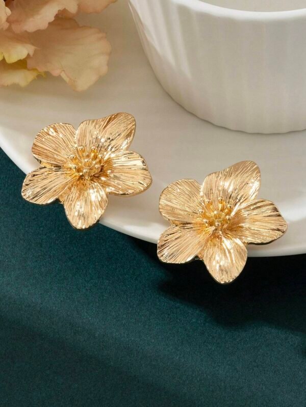 1 paire Boucles d'oreilles à clous élégantes – Image 3