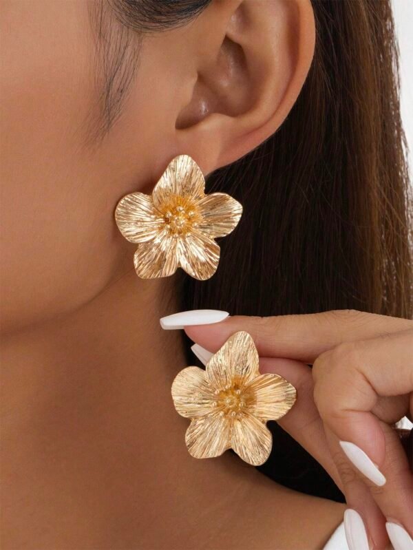 1 paire Boucles d'oreilles à clous élégantes