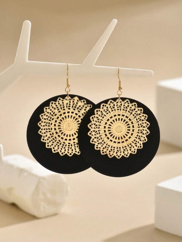 1 paire Boucles d'oreilles élégantes design – Image 3