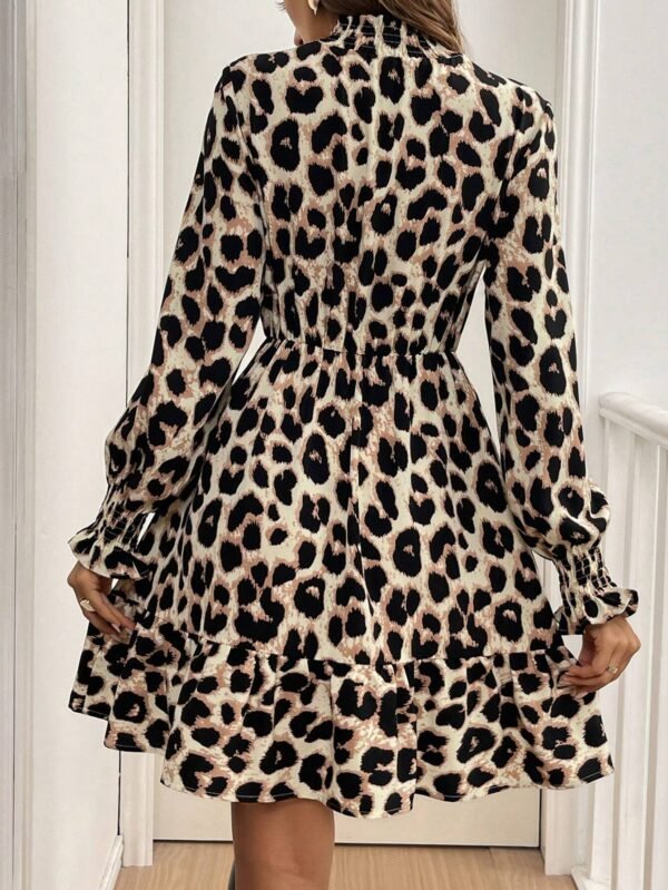 SHEIN Frenchy Robe courte à manches longues – Image 2