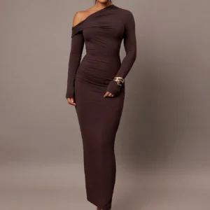 Silquee Robe en tricot côtelé à col montant