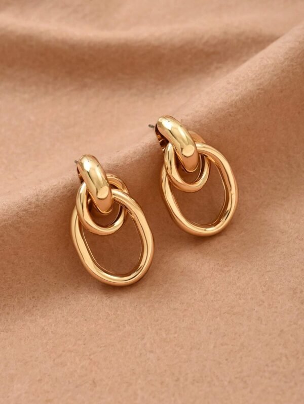 1 paire de boucles d'oreilles à tige dorées – Image 3