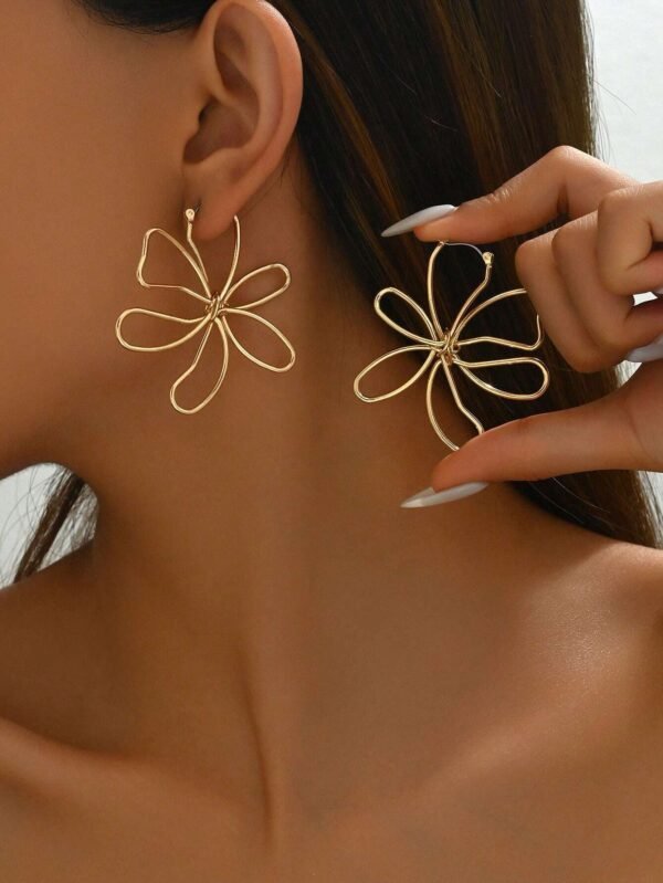 1 paire Boucles d'oreilles design floral creux