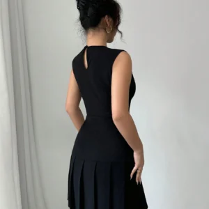 Elenzga Robe noire élégante avec fronces=
