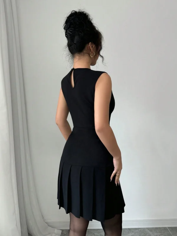 Elenzga Robe noire élégante avec fronces= – Image 2