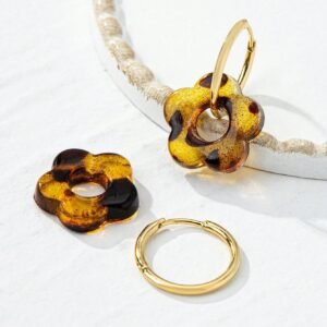 1 paire de boucles d’oreilles à fleurs géométriques