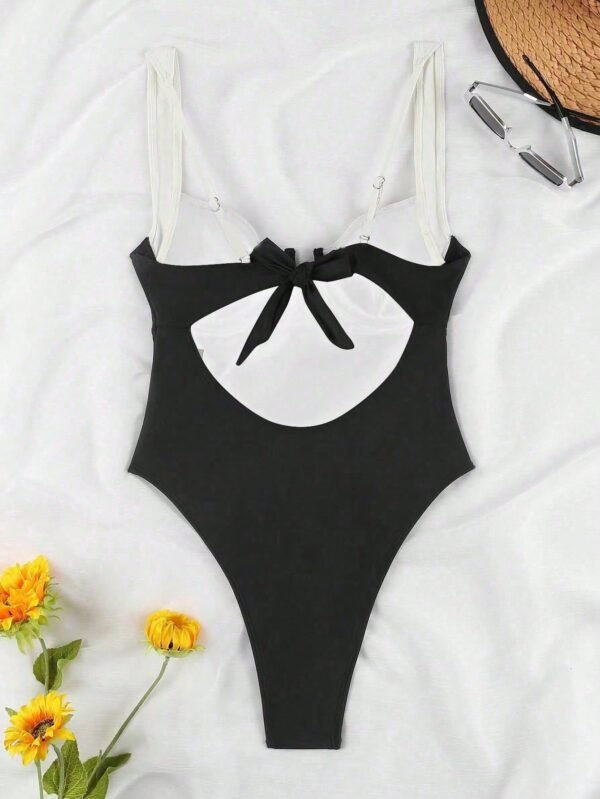 Maillot bain empiècement noir et blanc – Image 4