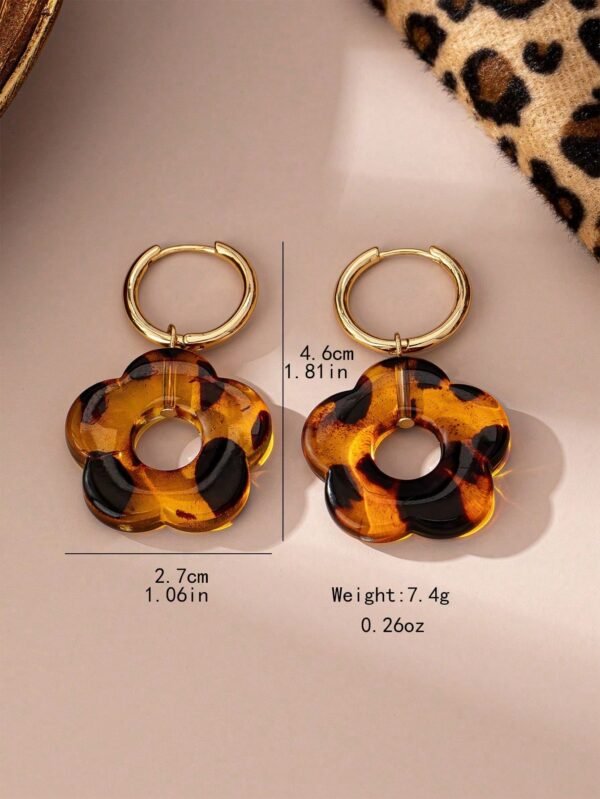 1 paire de boucles d'oreilles à fleurs géométriques – Image 11
