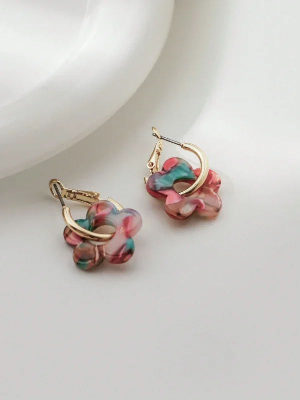 1 paire de boucles d'oreilles en acrylique creux – Image 4