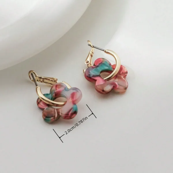 1 paire de boucles d'oreilles en acrylique creux – Image 9
