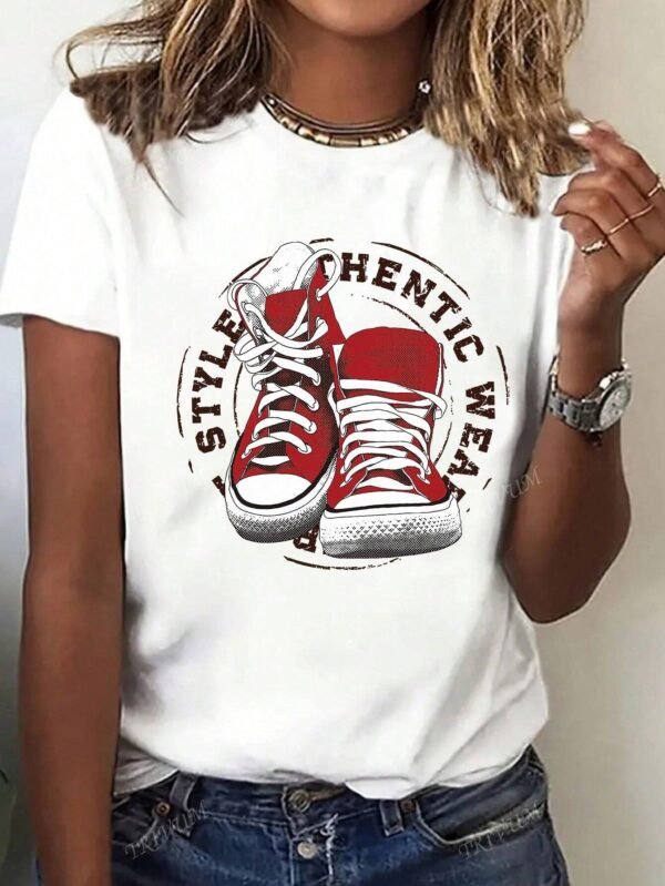 ImpriméDe chaussure sur canevas, T-shirt