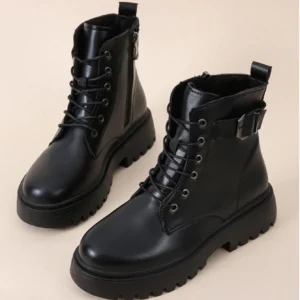Bottes minimalistes avec fermeture éclair