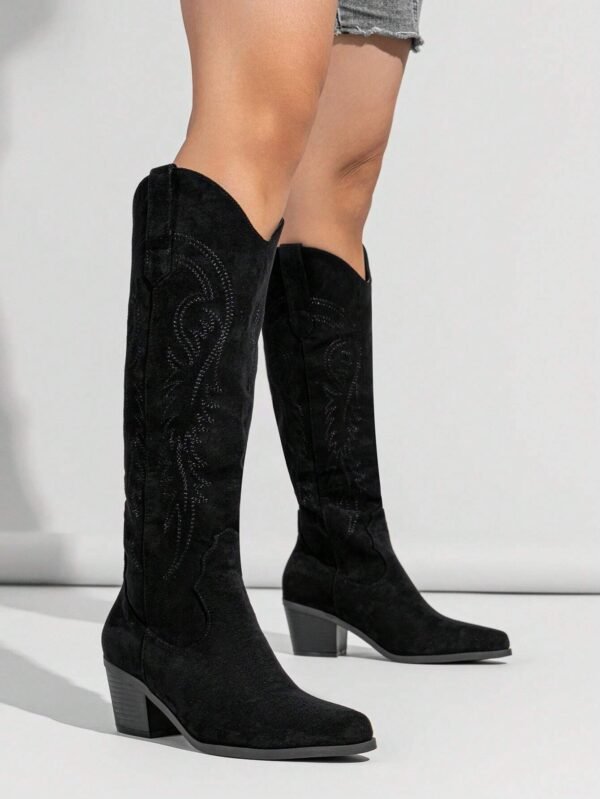 Bottes mode talon moyen broderie western