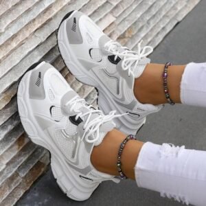 Chaussures sport blanches talon compensé