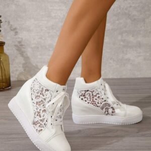 Baskets femme mode augmentées à bout rond ajouré