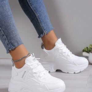Baskets casual invisibles pour femmes,  augmentant la hauteur
