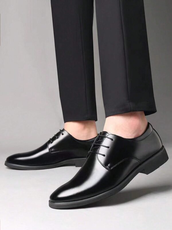 Chaussures noires lacets homme