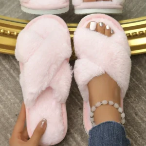 Chaussons croisés fourrure confortables intérieur/extérieur