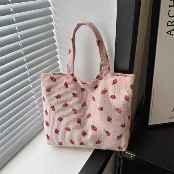 Sac fourre-tout fraise mignon – Image 11