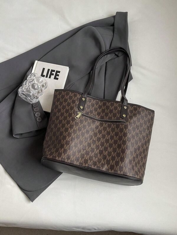 Sac fourre-tout mode 2023 – Image 10