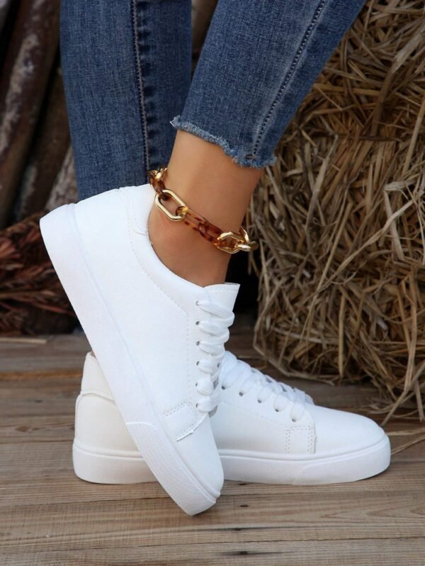 Baskets blanches skate printemps 2025 – Image 3