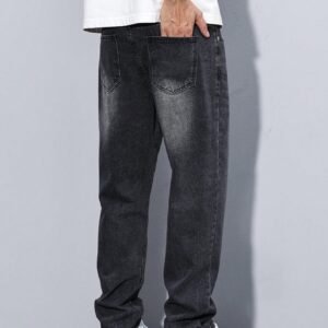 Manfinity RivetRise Jeans en denim minimaliste
