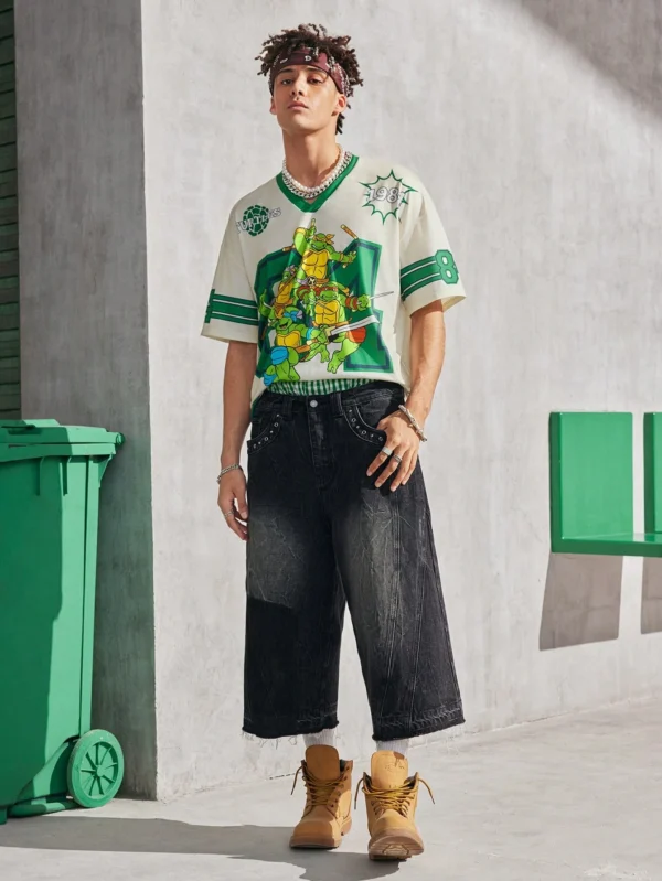 TMNT X SHEIN T-shirt col V graphique sporty – Image 4