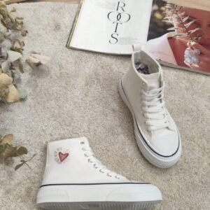 Chaussures canevas broderie cœur lettre