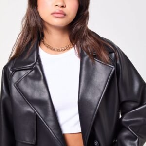 Veste courte enduite avec ceinture