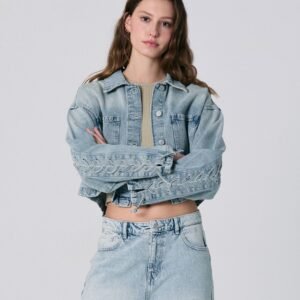 Veste en jean bleue courte