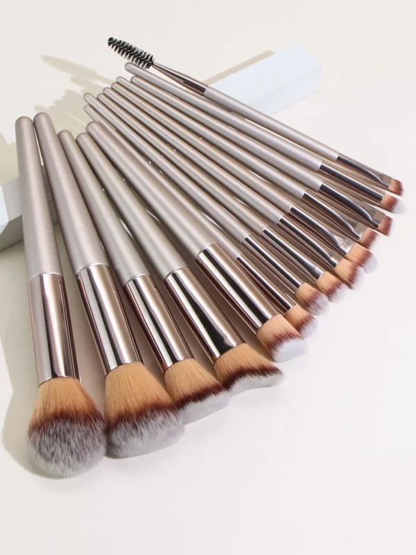 14 pcs set pinceaux visage yeux doré – Image 4