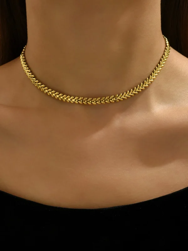 Collier Germe Haricot Vintage