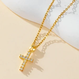 Collier Croix Zircone Femme