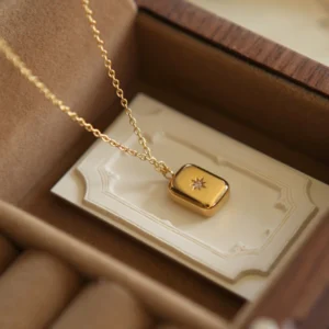 Collier Gemme Octogonale