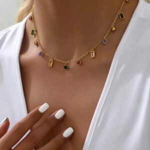 Collier Pendentif Pierre Colée