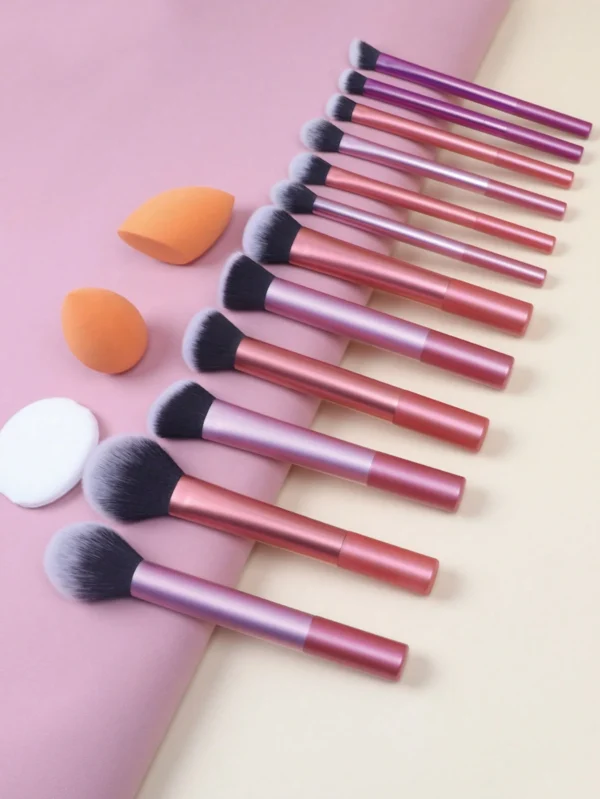 12 pcs pinceaux multifonctions + éponges – Image 2