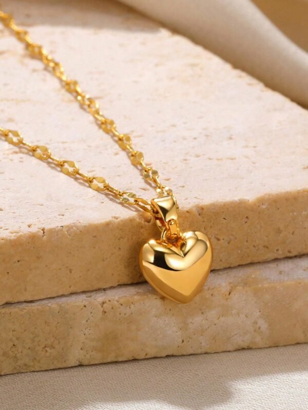 Collier Cœur Lèvres 2023 – Image 11
