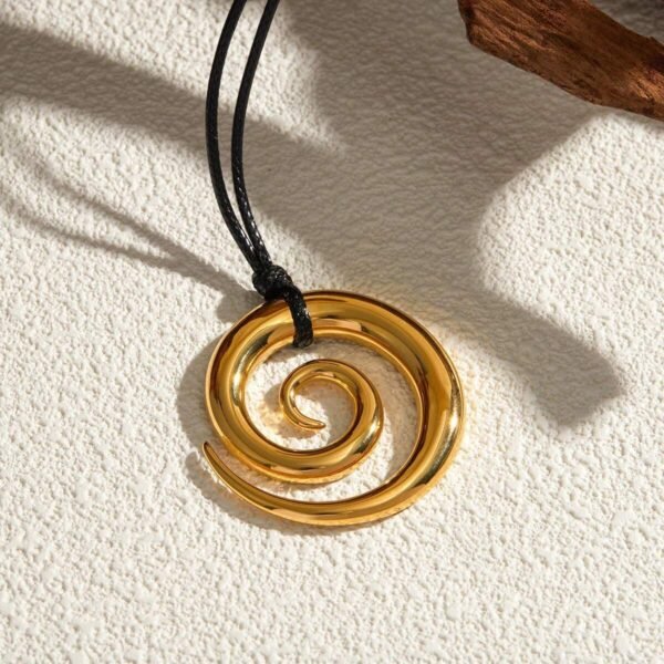 Collier Spirale Cde Noire – Image 4